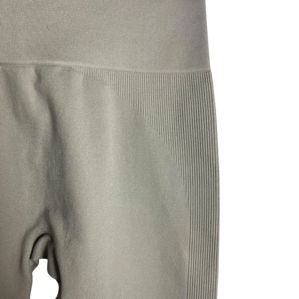 Set Active‎ Women's M Sculptflex Leggings Beige Nylon Spandex Athletic Sporty